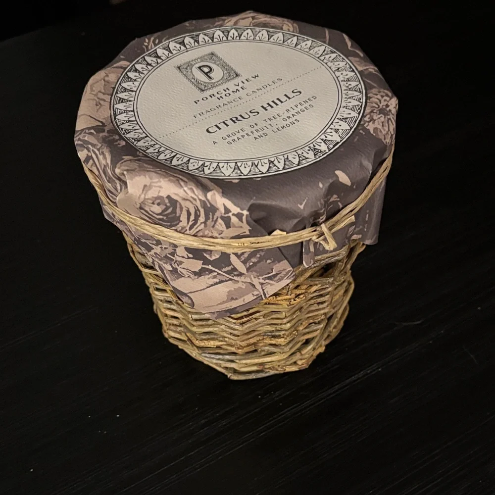 Citrus Hills Candle - Brown - Picture 3 of 3